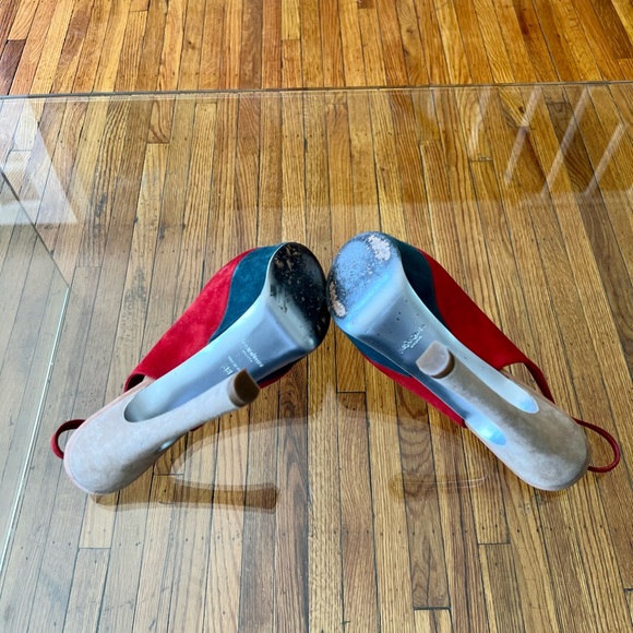 Yves Saint Laurent (YSL) size 38, needs some TLC. Classic shoe 👠 - Picture 3 of 6